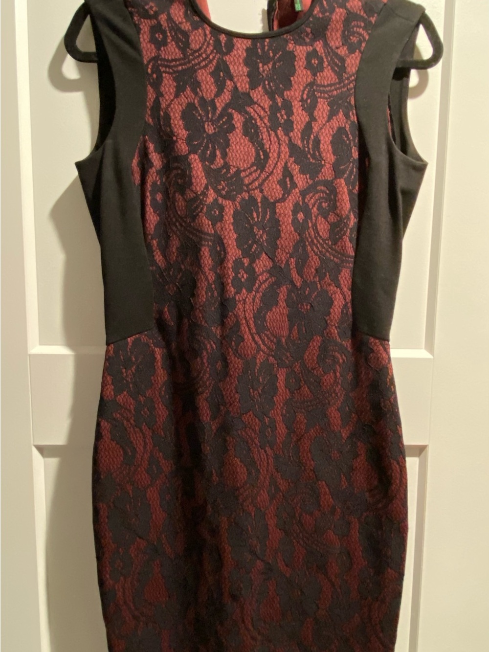 United Colors Of Benetton Black Lace Overlay Burgundy Sheath Dress